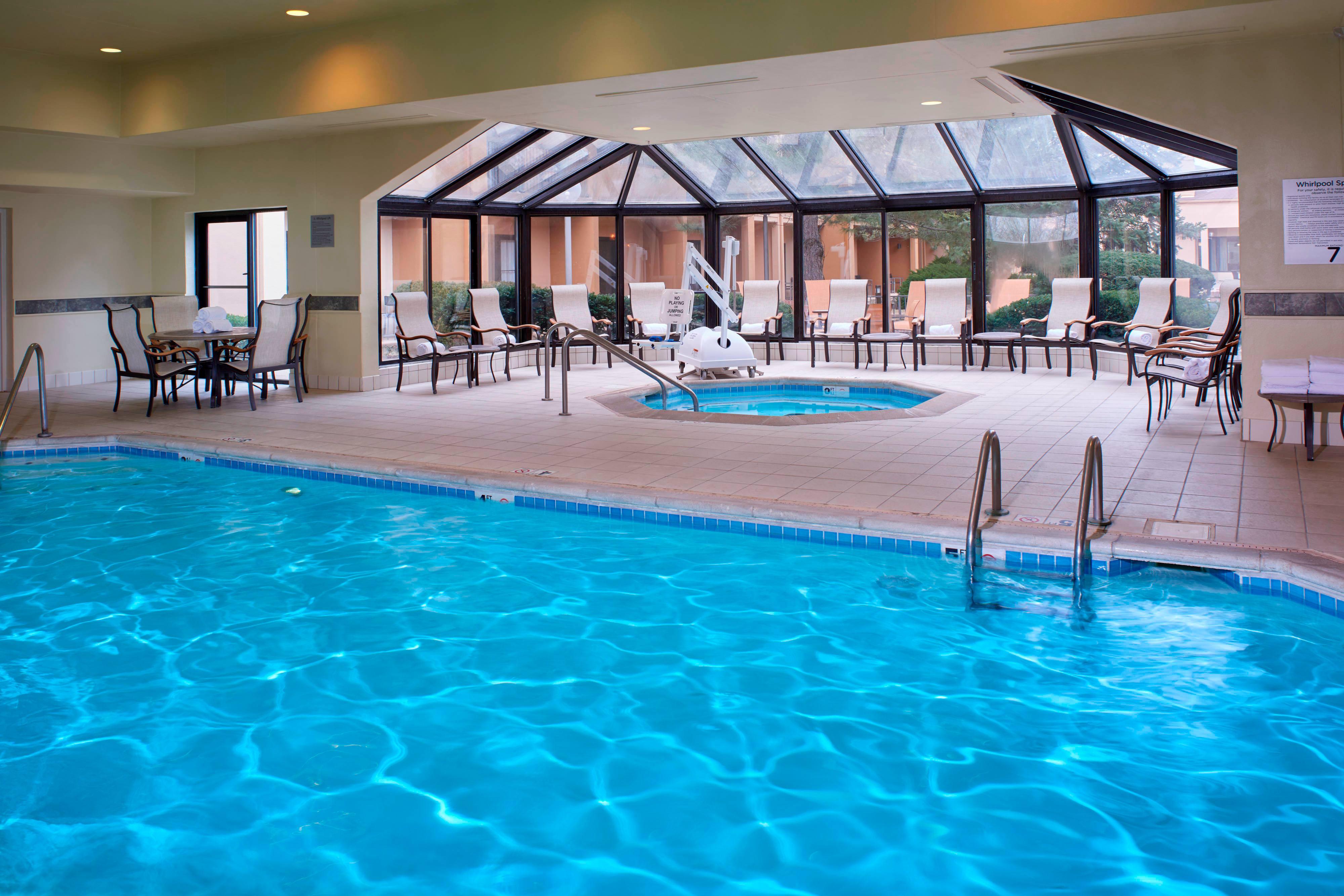 Sonesta Select Kansas City Airport Tiffany Springs Exterior photo